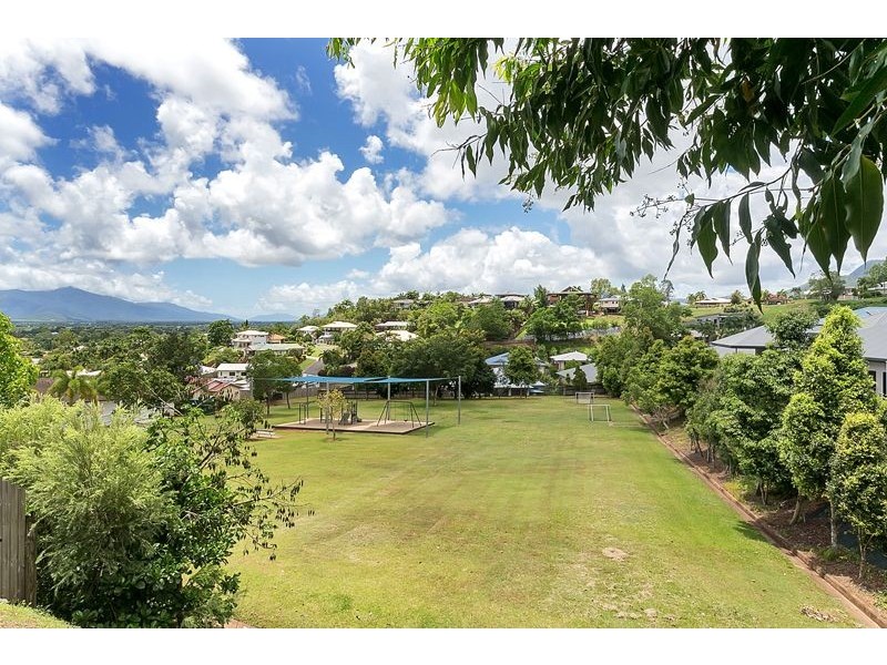 33 Mayflower Street, Mount Sheridan QLD 4868