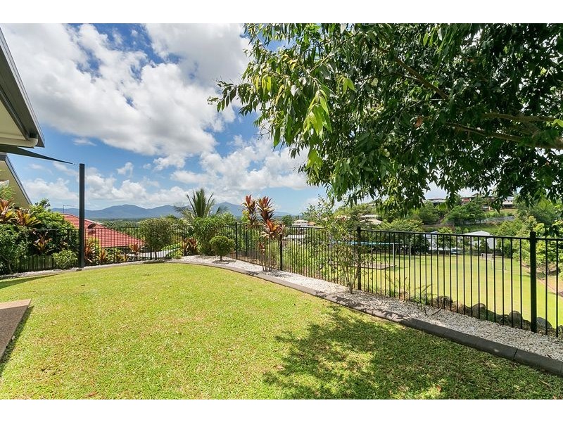 33 Mayflower Street, Mount Sheridan QLD 4868