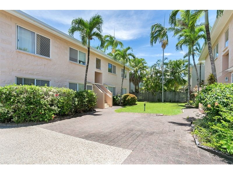 2/8 Springfield Crescent, Manoora QLD 4870