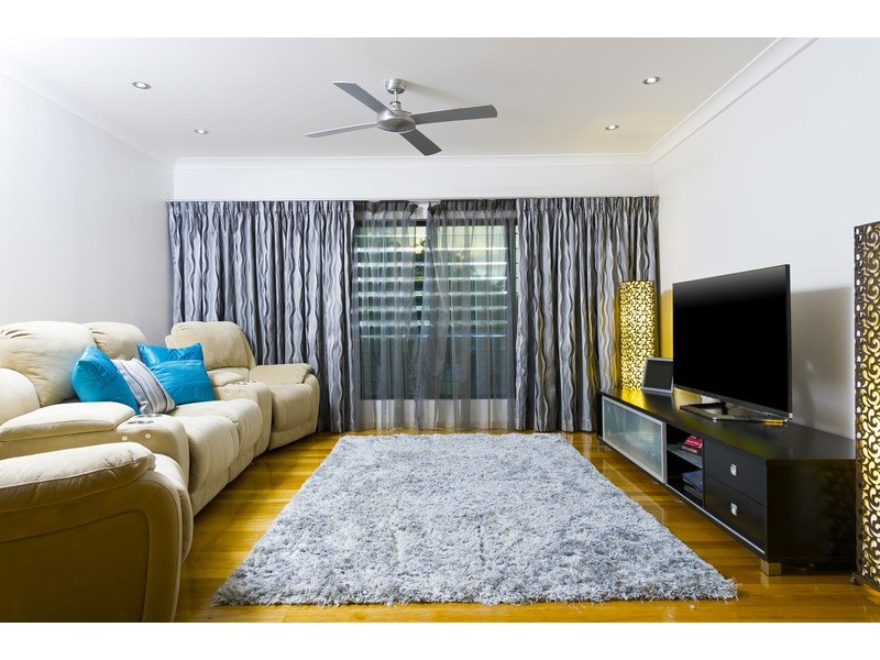 23 Mullins Street, Whitfield QLD 4870