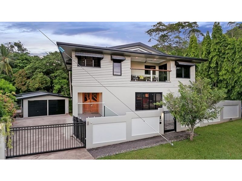 23 Mullins Street, Whitfield QLD 4870