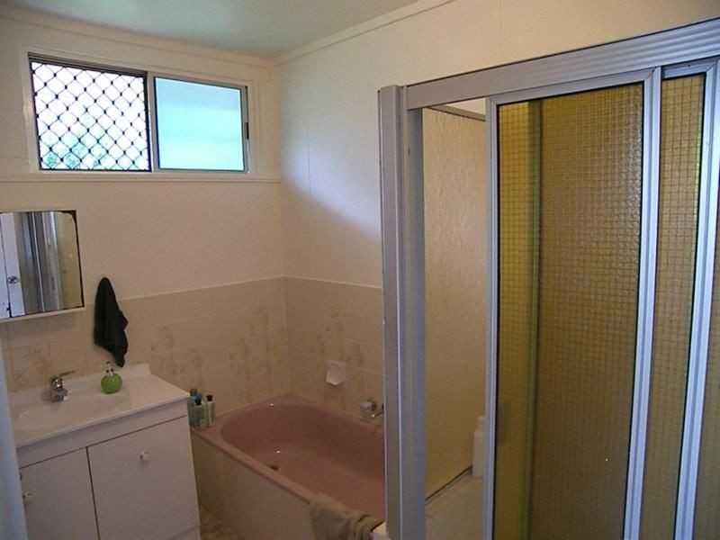 21 Woomera Street, Bayview Heights QLD 4868