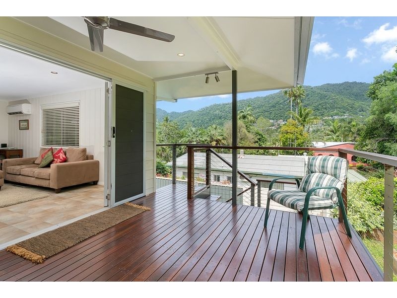 1 Bremner Street, Mooroobool QLD 4870