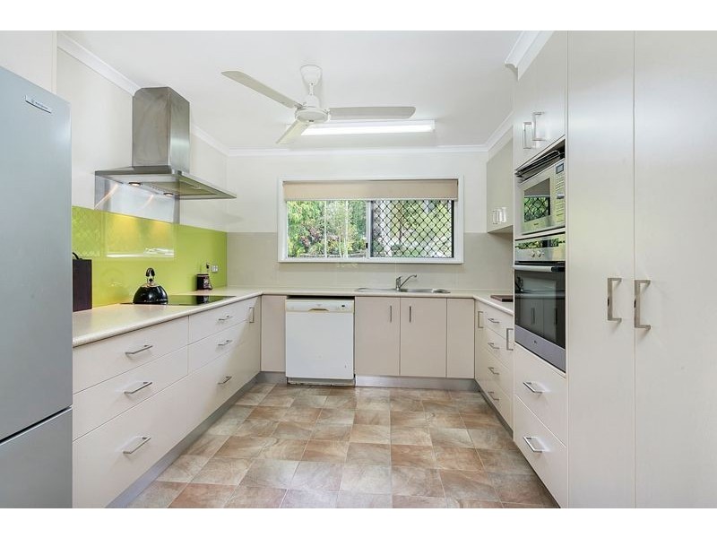 1 Bremner Street, Mooroobool QLD 4870