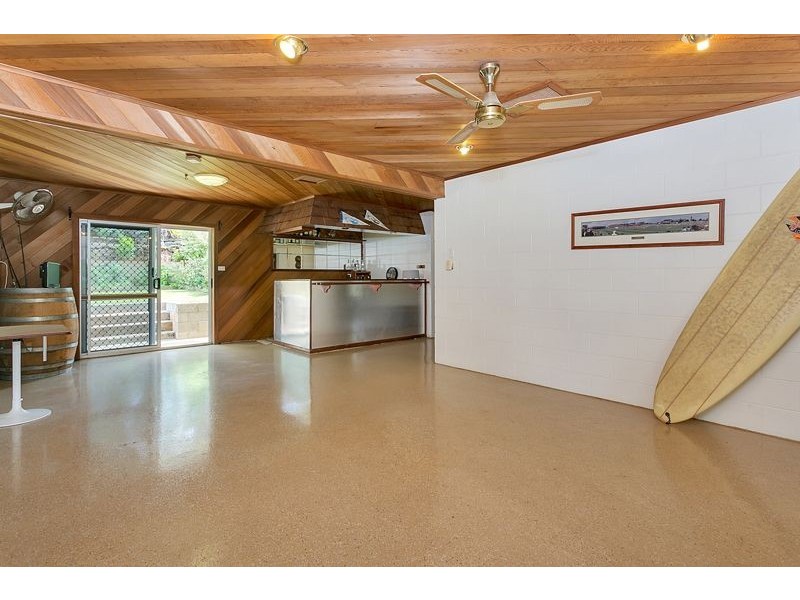 1 Bremner Street, Mooroobool QLD 4870