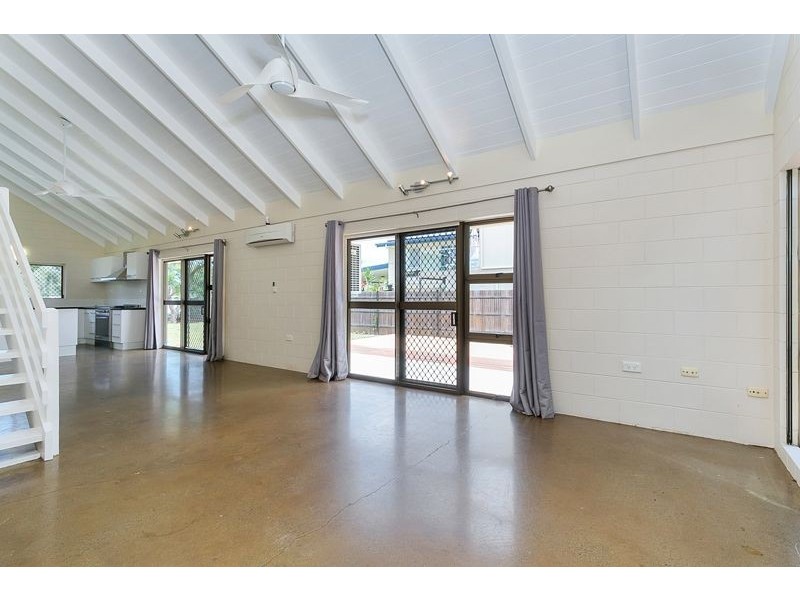 104 Irene Street, Mooroobool QLD 4870