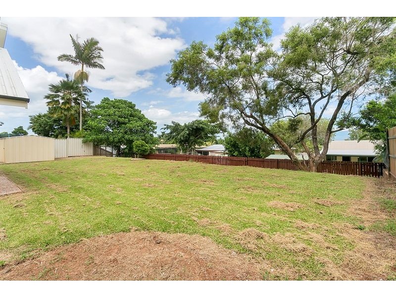 104 Irene Street, Mooroobool QLD 4870