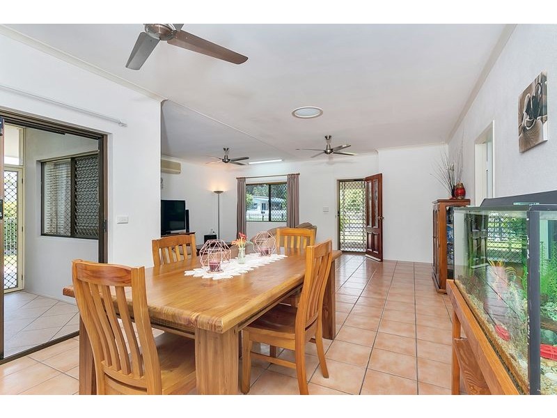 24 Dunbar Street, Mooroobool QLD 4870