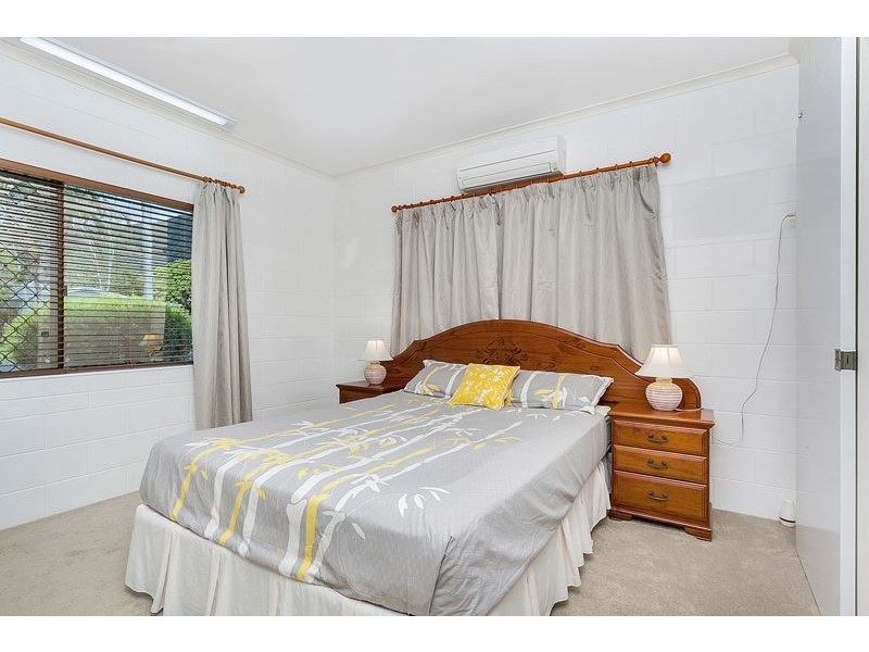 24 Dunbar Street, Mooroobool QLD 4870