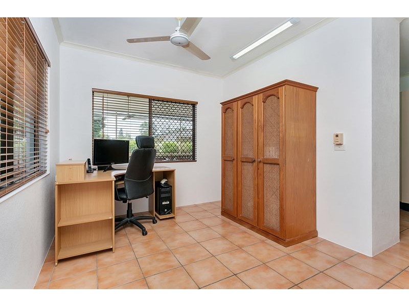 24 Dunbar Street, Mooroobool QLD 4870