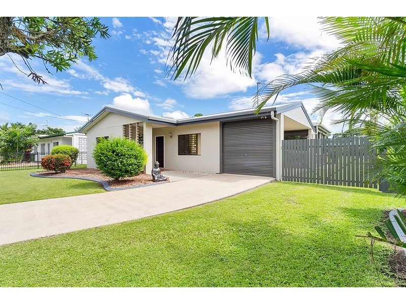 24 Dunbar Street, Mooroobool QLD 4870