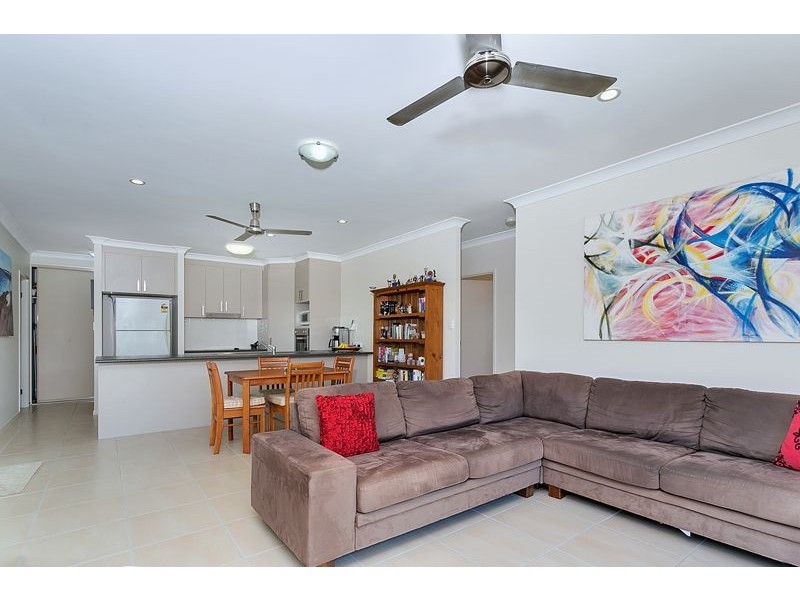 65 Leftwich Street, White Rock QLD 4868