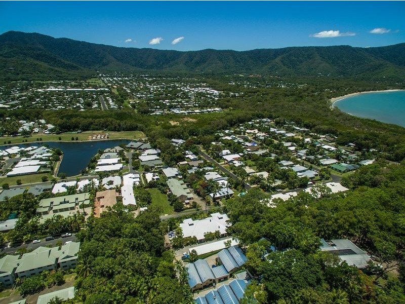 99 Moore Street, Trinity Beach QLD 4879