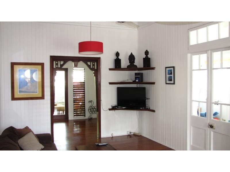 3 Cairns Street, Cairns North QLD 4870