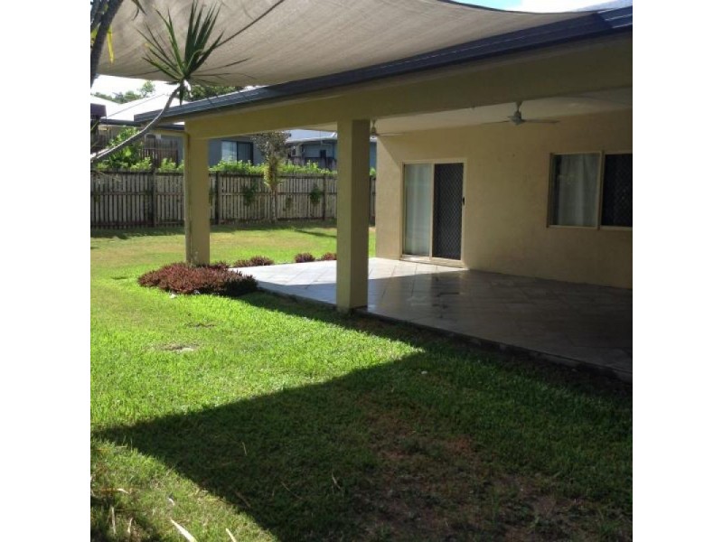 1 Picnic Street, White Rock QLD 4868