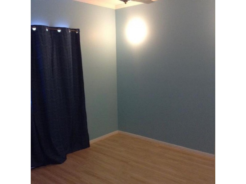 1 Picnic Street, White Rock QLD 4868