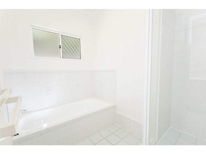 6 Beaman Close, Aeroglen QLD 4870