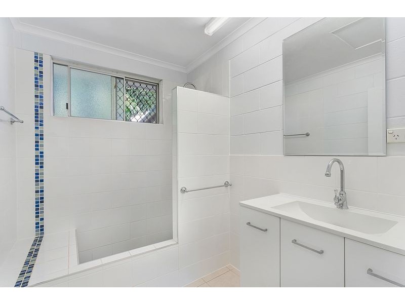 10 Armbrust Street, Manoora QLD 4870