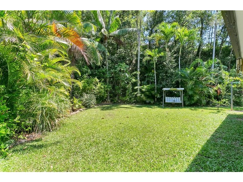 33 Trundle Terrace, Whitfield QLD 4870