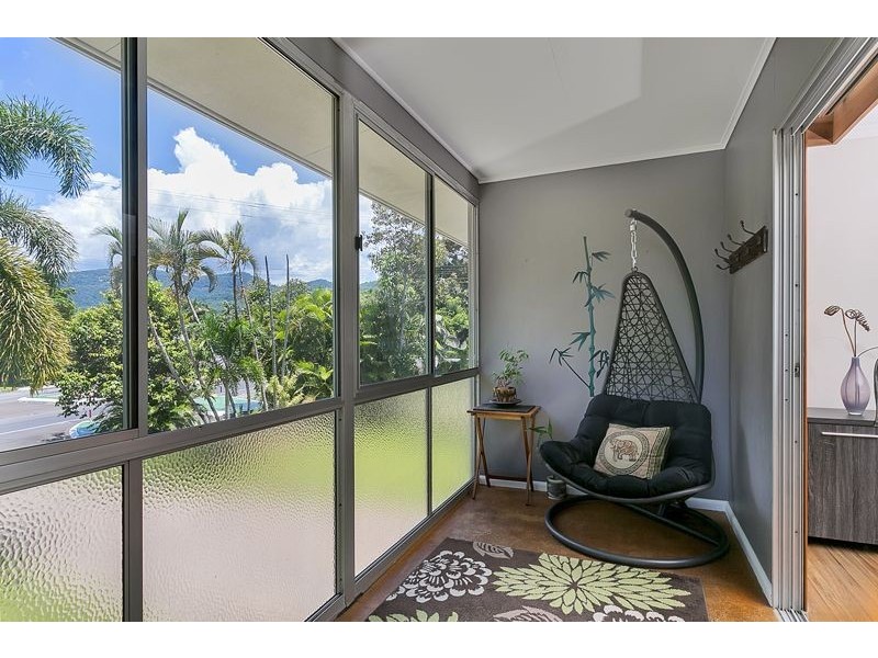 18 Kingsford Street, Mooroobool QLD 4870