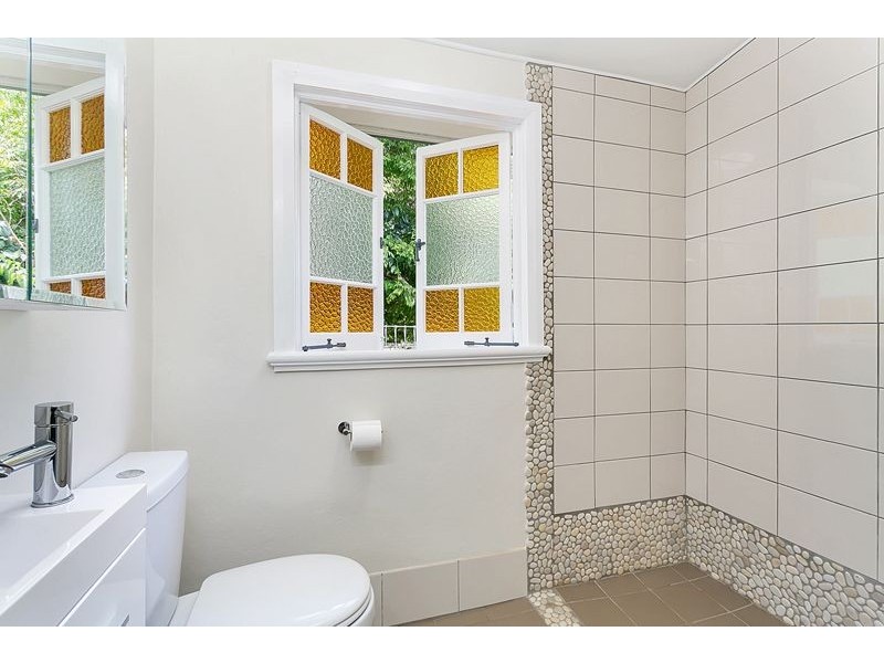 9 Mona street, Whitfield QLD 4870