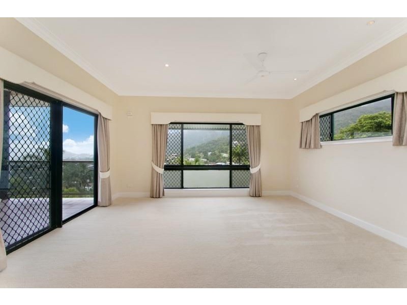 144 Sydney Street, Bayview Heights QLD 4868