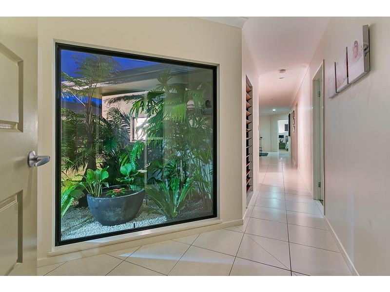 24 Quartzborough Promenade, Trinity Park QLD 4879