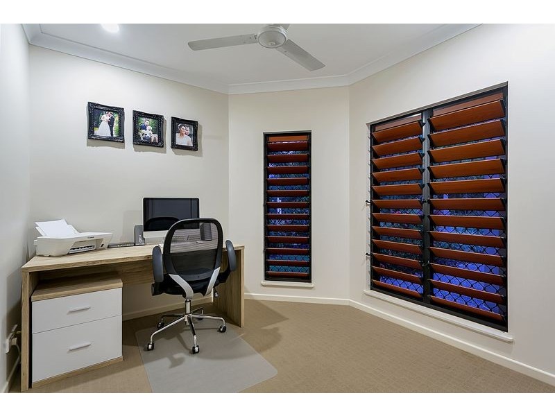 24 Quartzborough Promenade, Trinity Park QLD 4879
