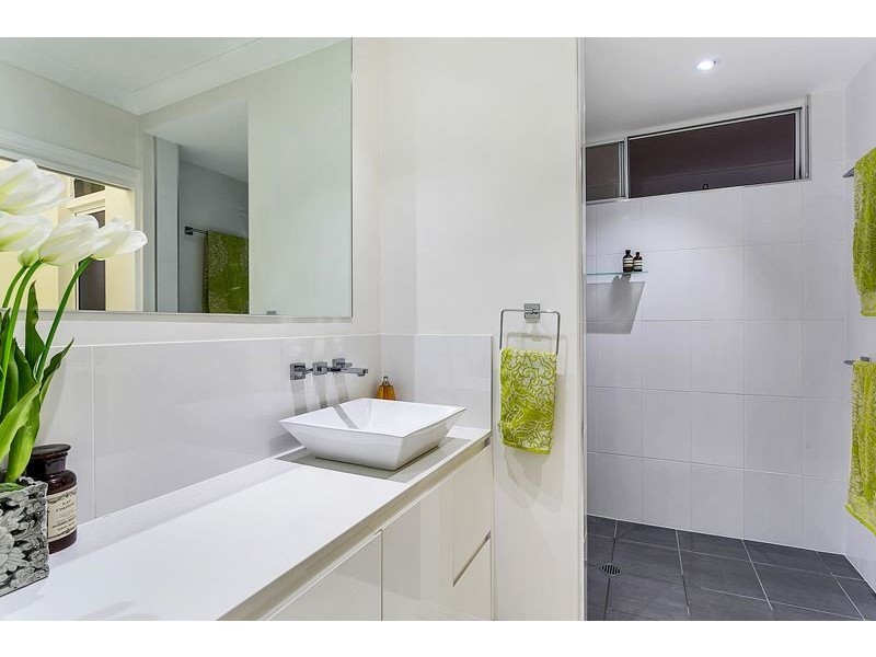 7-9 Kestrel Street, Bayview Heights QLD 4868