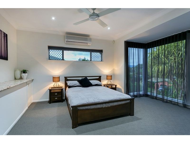 7-9 Kestrel Street, Bayview Heights QLD 4868
