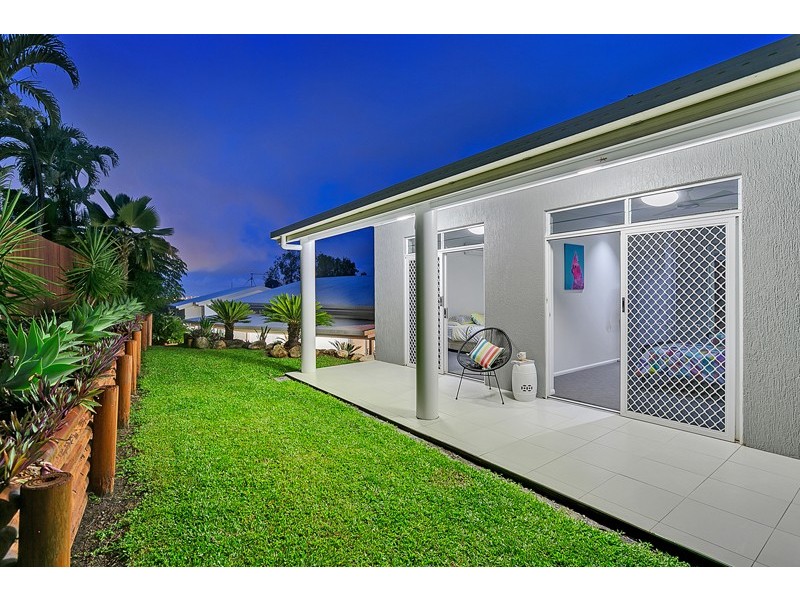7-9 Kestrel Street, Bayview Heights QLD 4868