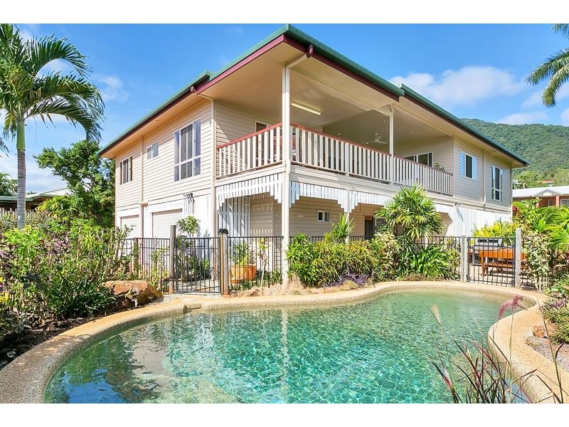 24 Toona Terrace, Redlynch QLD 4870