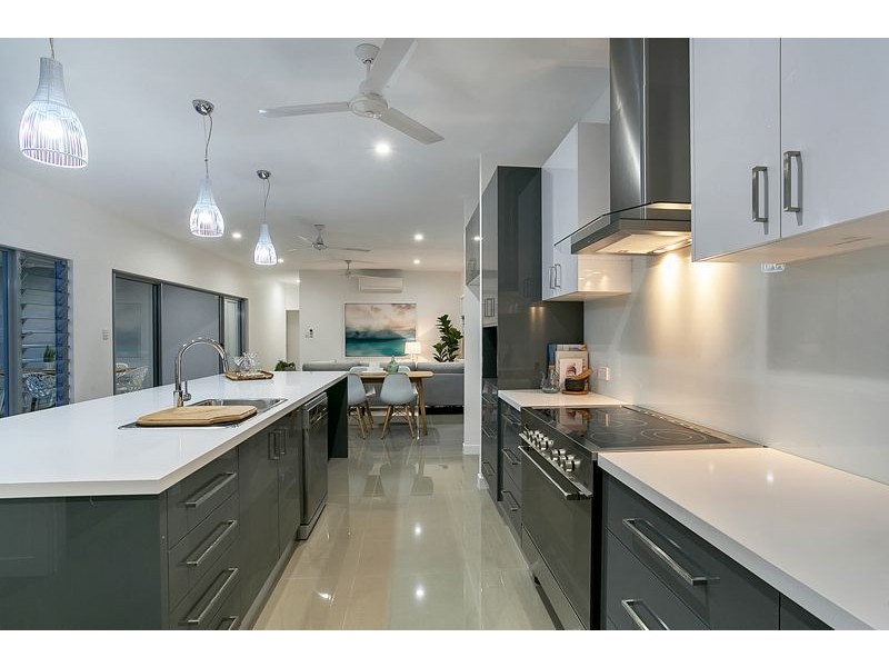 19 Northcote Street, Trinity Park QLD 4879