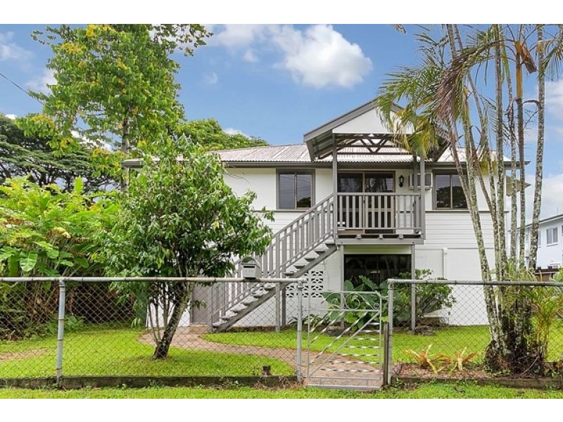 108 Callaghan Street, Mooroobool QLD 4870