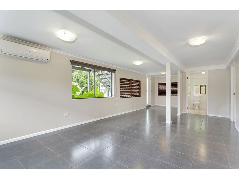 108 Callaghan Street, Mooroobool QLD 4870