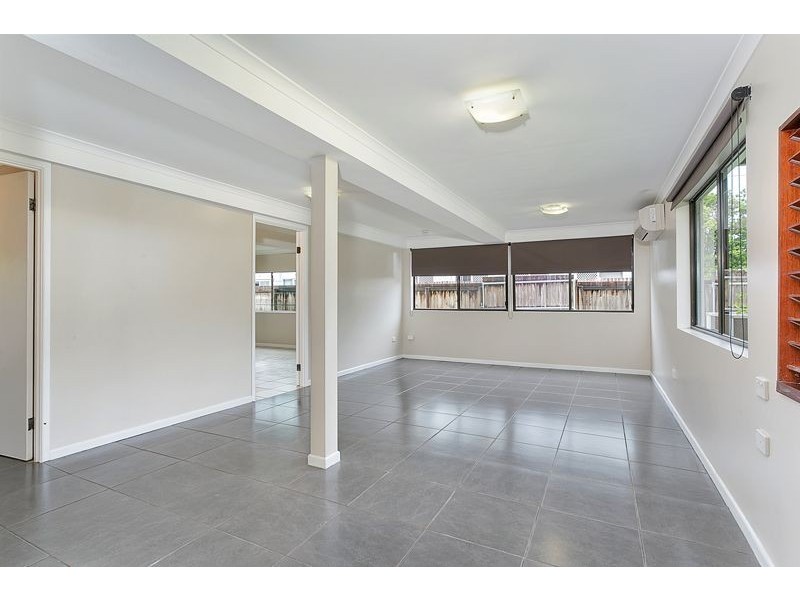 108 Callaghan Street, Mooroobool QLD 4870