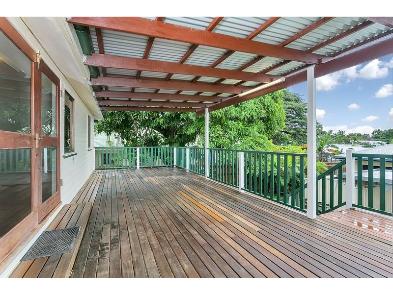 108 Callaghan Street, Mooroobool QLD 4870