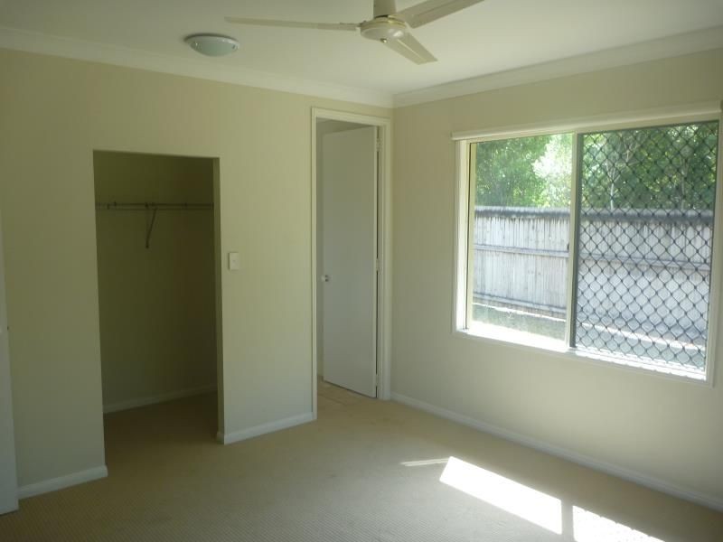4 Fitzmaurice Drive, Bentley Park QLD 4869