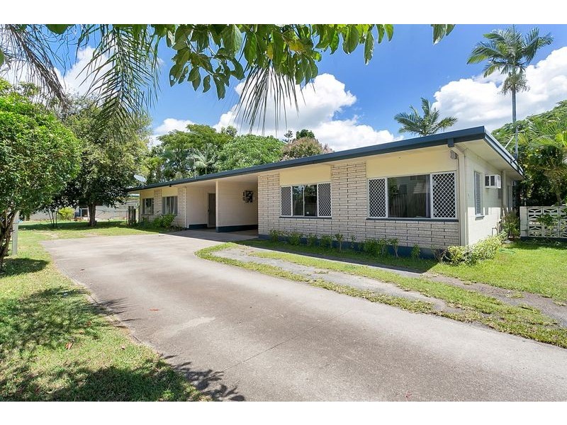 93-95 Tills Street, Westcourt QLD 4870