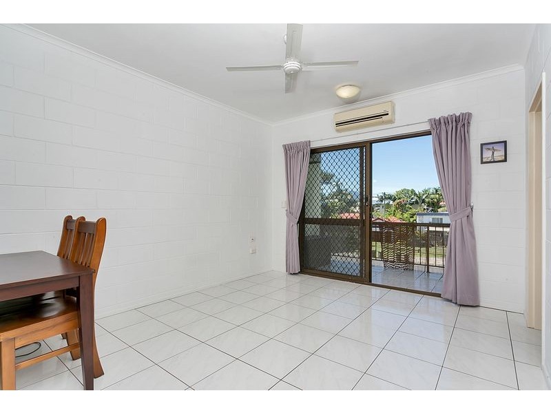 25/215 McLeod Street, Cairns North QLD 4870