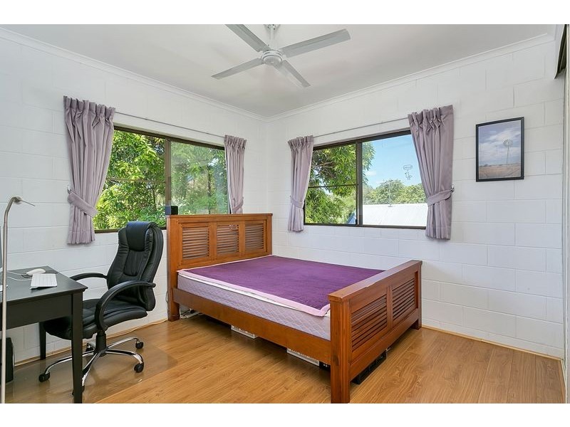 25/215 McLeod Street, Cairns North QLD 4870