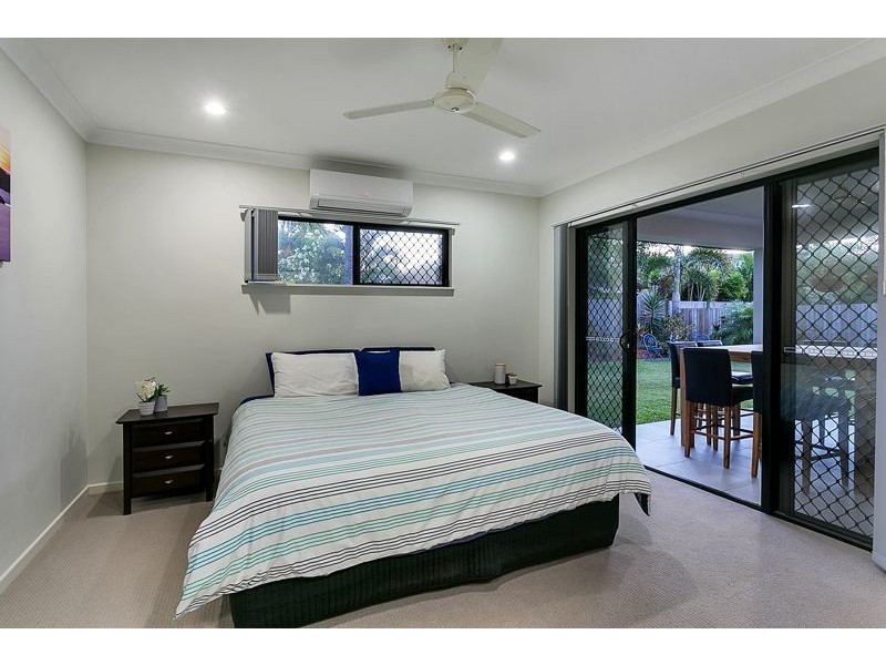13 Como Close, Kewarra Beach QLD 4879
