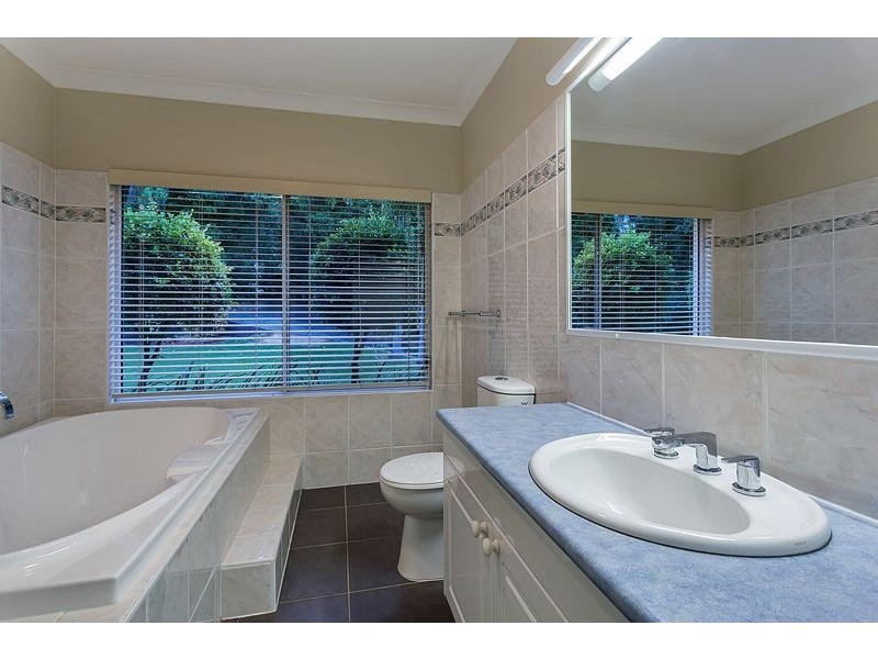 6-8 Chatham Terrace, Smithfield QLD 4878