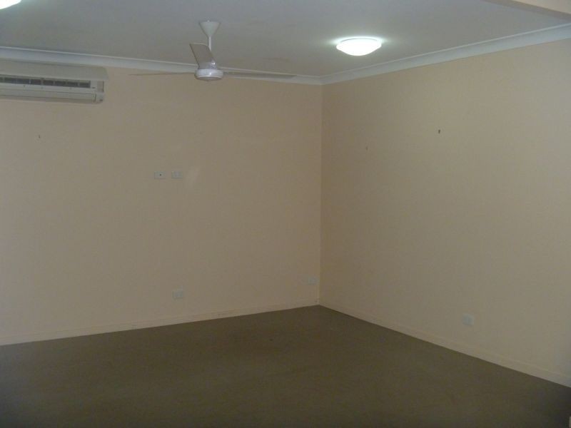 17/170-182 Mayers Street, Manunda QLD 4870