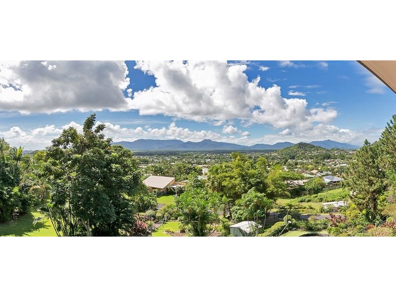 45 Sydney Street, Bayview Heights QLD 4868
