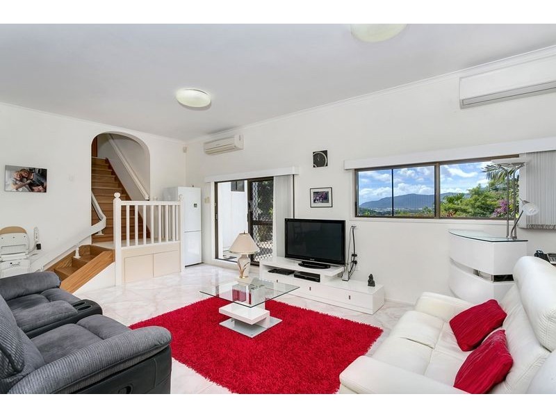 45 Sydney Street, Bayview Heights QLD 4868