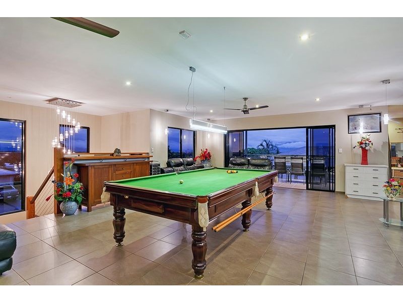 17 Barcoo Close, Bentley Park QLD 4869