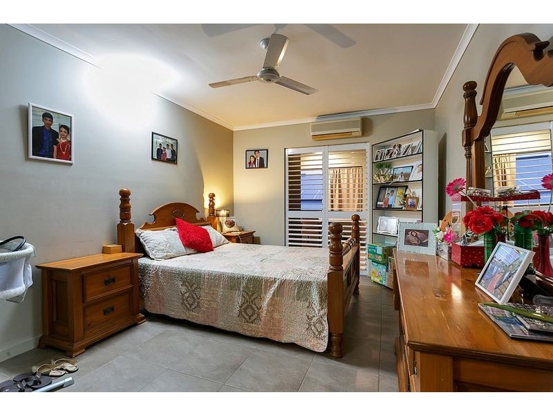 17 Barcoo Close, Bentley Park QLD 4869