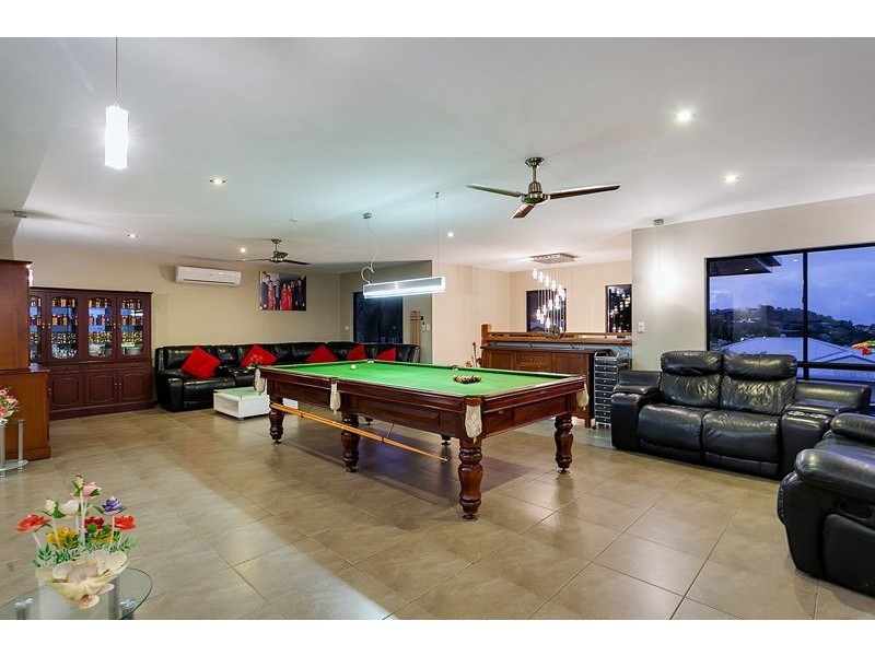 17 Barcoo Close, Bentley Park QLD 4869