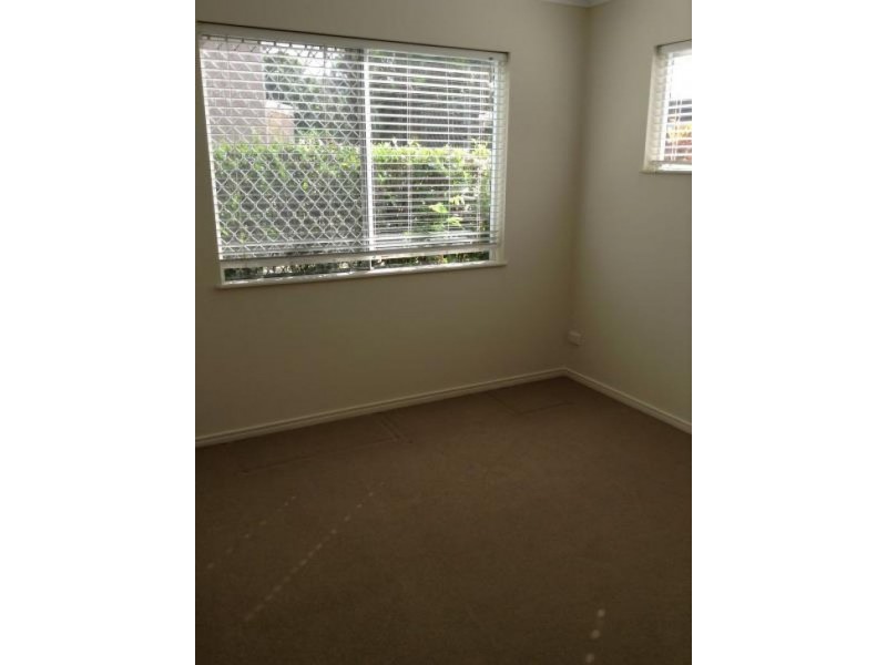 2/8 Springfield Crescent, Manoora QLD 4870